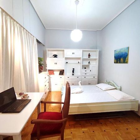 אתונה Charm & Comfort Near Petralona Station מראה חיצוני תמונה