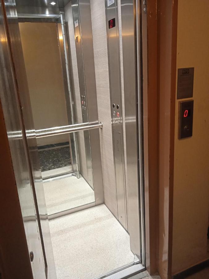 אתונה Charm & Comfort Near Petralona Station מראה חיצוני תמונה