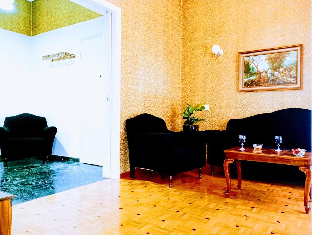 אתונה Charm & Comfort Near Petralona Station מראה חיצוני תמונה